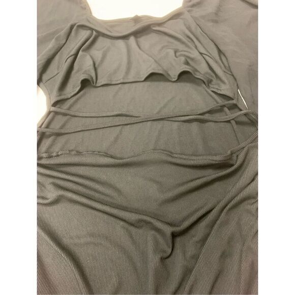 Open Cut Out detail Puff Sleeve Dress - Picture 4 of 7